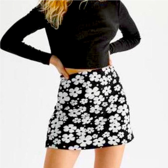 Urban Outfitters Dresses & Skirts - Urban outfitters mini skirt